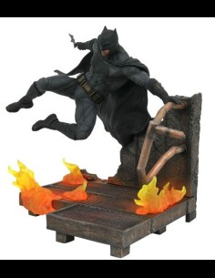 DIAMOND SELECT - JLA Batman Marvel Gallery Statua 2