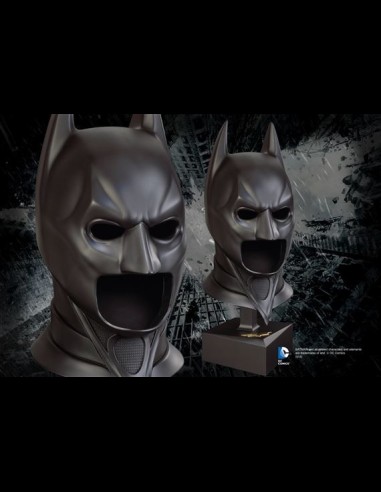 NOBLE COLLECTION - Batman - The Dark Knight Special Edition Full Size Cowl 