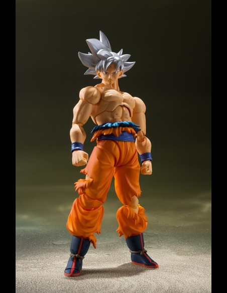 BANDAI - Dragonball Super Son Goku Ultra Istinto SH Figuarts