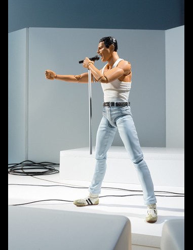 BANDAI - Freddy Mercury Live Aid SH Figuarts