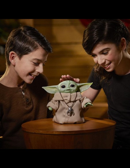 HASBRO - Star Wars The Mandalorian Electronic Figure The Child Animatronic Edition