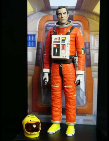 SIXTEEN 12 - Spazio 1999 Commander Koenig in spacesuit A.Figure