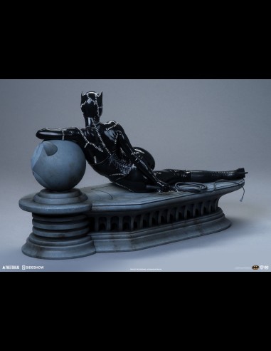 SIDESHOW - DC Comics: Catwoman 1:4 Scale Maquette