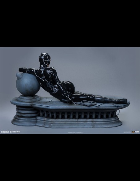 SIDESHOW - DC Comics: Catwoman 1:4 Scale Maquette