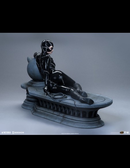 SIDESHOW - DC Comics: Catwoman 1:4 Scale Maquette