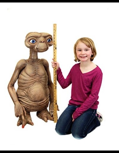 NECA - E.T. Extraterrestre Stunt Prop Replica Life Size 90cm.
