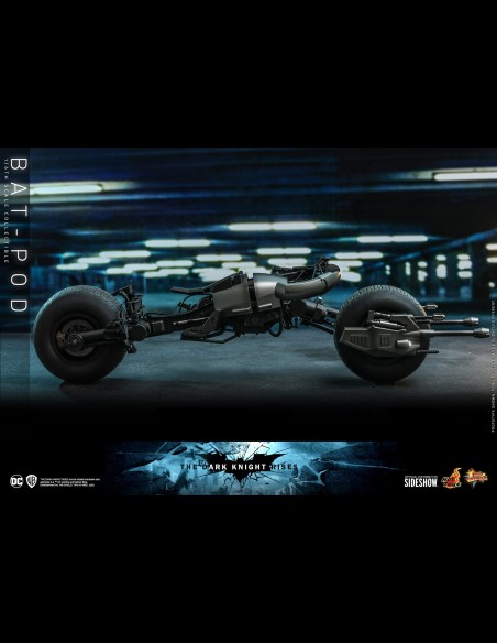 HOT TOYS - DC Comics: The Dark Knight Rises - Bat-Pod 1:6 Scale Replica