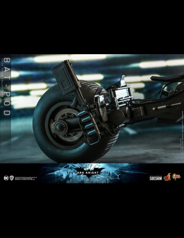 HOT TOYS - DC Comics: The Dark Knight Rises - Bat-Pod 1:6 Scale Replica