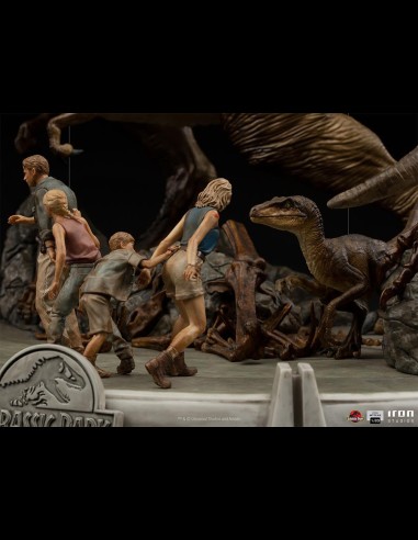 IRON STUDIOS - Jurassic Park: The Final Scene 1:20 Scale Diorama