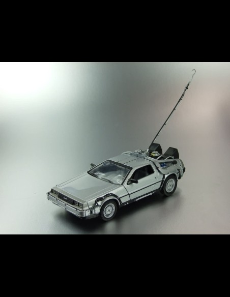 WELLY - Ritorno al Futuro II Diecast Model 1/24 ´81 DeLorean LK Coupe