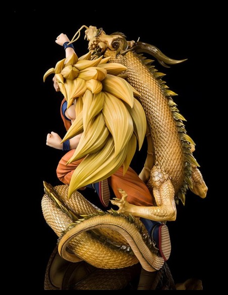 BANDAI - Dragonball Z Supersaiyan 3 Son Goku Dragon Fist Explosion Figuarts Zero