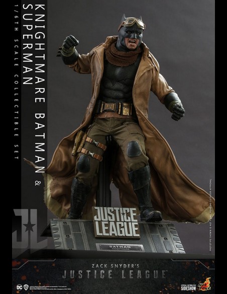 HOT TOYS - DC Comics: Zack Snyder's Justice League - Knightmare Batman and Superman 1:6 Scale Figure Set