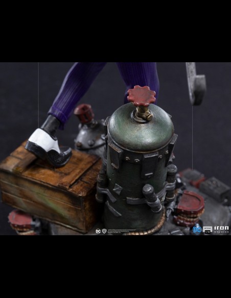 IRON STUDIOS - DC Comics The Joker 1/10 Art Statua