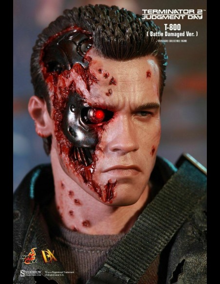 HOT TOYS - DX13 Terminator Battle Damaged Version