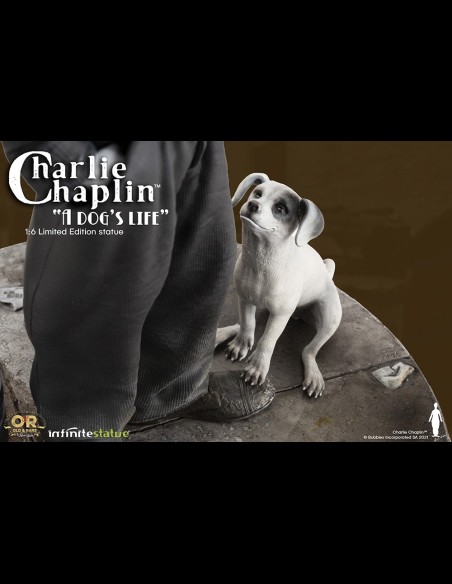 INFINITE STATUE - Charlie Chaplin "A Dog's Life" with light Old&Rare statua