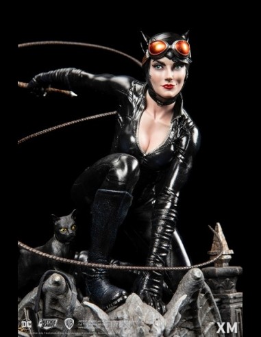 XM STUDIOS - Catwoman Rebirth 1/6 Premium Collectibles Statue