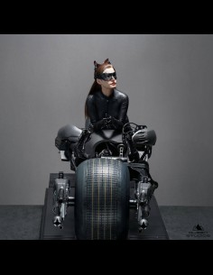 QUEEN STUDIOS - The Dark Knight Rises Statue 1/3 Catwoman 108 cm 2