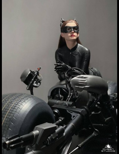 QUEEN STUDIOS - The Dark Knight Rises Statue 1/3 Catwoman 108 cm