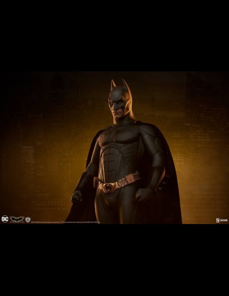 SIDESHOW - DC Comics: Batman Begins - Batman 1:4 Scale Statue