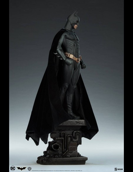 SIDESHOW - DC Comics: Batman Begins - Batman 1:4 Scale Statue