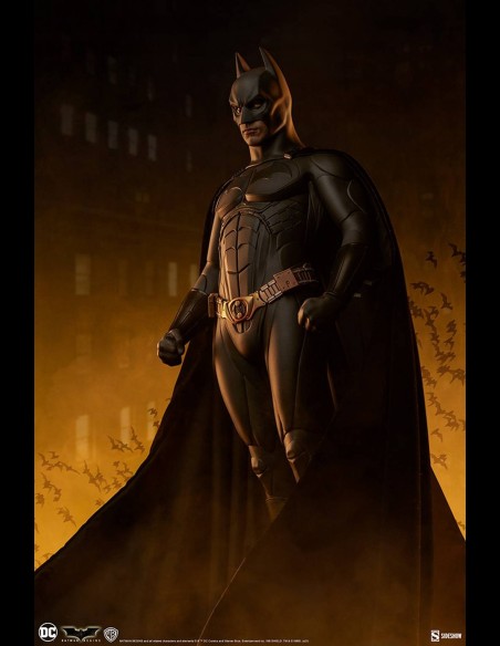 SIDESHOW - DC Comics: Batman Begins - Batman 1:4 Scale Statue