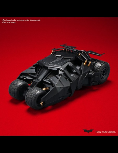 BANDAI - Batman Begins Batmobile Tumbler 1/35 Model Kit
