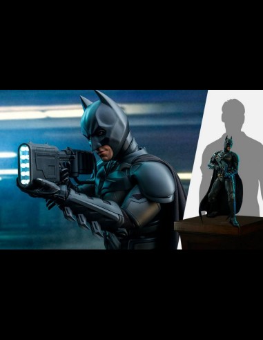 HOT TOYS - DC Comics: The Dark Knight Trilogy - Batman 1:4 Scale Figure