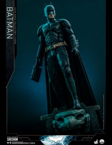 HOT TOYS - DC Comics: The Dark Knight Trilogy - Batman 1:4 Scale Figure
