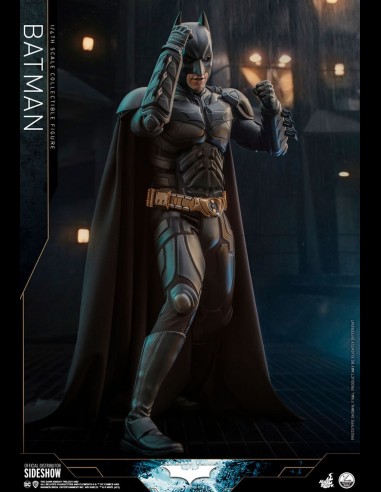 HOT TOYS - DC Comics: The Dark Knight Trilogy - Batman 1:4 Scale Figure