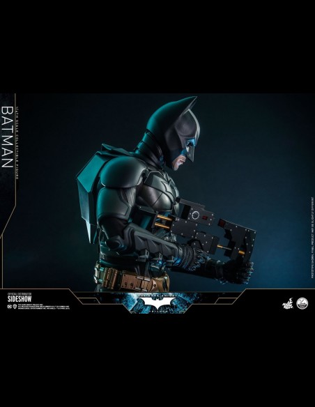 HOT TOYS - DC Comics: The Dark Knight Trilogy - Batman 1:4 Scale Figure