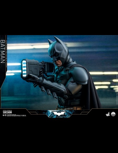 HOT TOYS - DC Comics: The Dark Knight Trilogy - Batman 1:4 Scale Figure