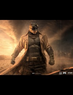 IRON STUDIOS - Justice League Knightmare Batman 1/10 statua 2