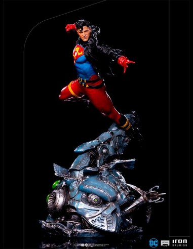 IRON STUDIOS - Superboy Deluxe 1/10 Art Statua