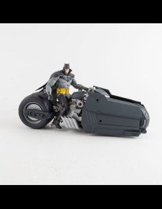 McFARLANE - DC Multiverse Vehicles White Knight Batcycle