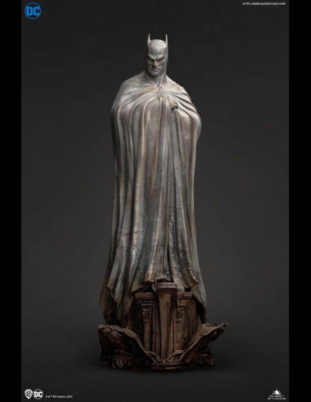 QUEEN STUDIOS - DC Comics: Museum Line - Batman 1:4 Scale Statue