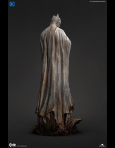 QUEEN STUDIOS - DC Comics: Museum Line - Batman 1:4 Scale Statue 2