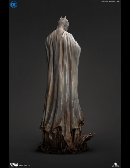 QUEEN STUDIOS - DC Comics: Museum Line - Batman 1:4 Scale Statue