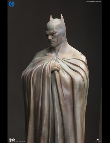 QUEEN STUDIOS - DC Comics: Museum Line - Batman 1:4 Scale Statue