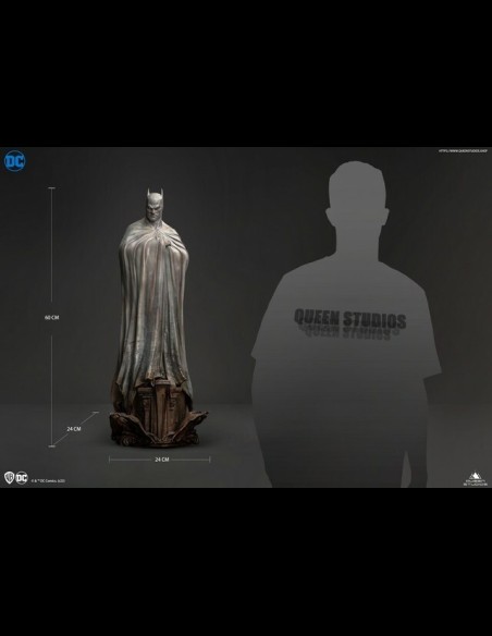 QUEEN STUDIOS - DC Comics: Museum Line - Batman 1:4 Scale Statue