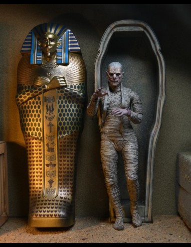 NECA - Universal Monsters Accessory Pack for Action Figures The Mummy