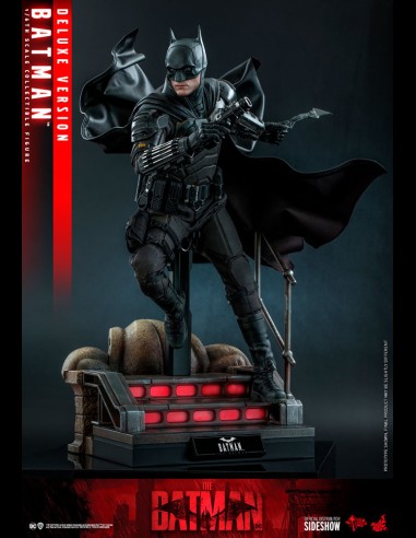 HOT TOYS DELUXE - DC Comics: The Batman - Batman 1:6 Scale Figure
