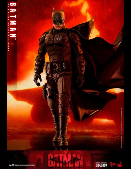 HOT TOYS - DC Comics: The Batman - Batman 1:6 Scale Figure