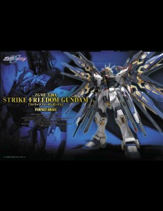 BANDAI - Gundam Strike Freedom ZGMF-X20A Perfect Grade