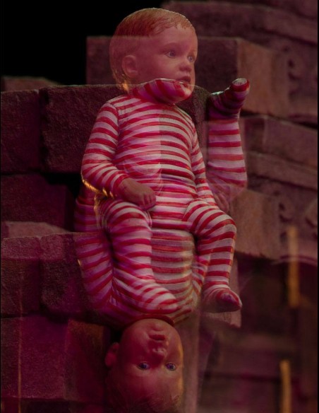 WETA - Labyrinth Statue 1/6 Sarah & Jareth in the Illusionary Maze 57 cm