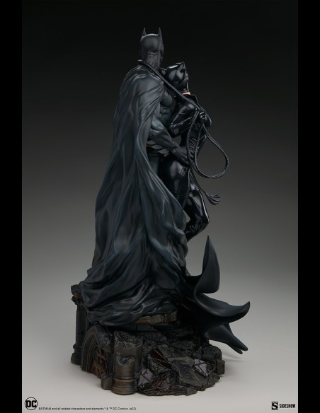 SIDESHOW - DC Comics: Batman and Catwoman Diorama